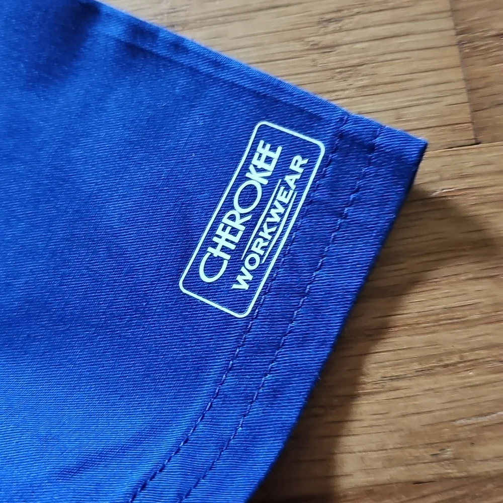 Cherokee Galaxy Blue Short Sleeve VNeck Medical Scrub Top Women's Size Large NWT - Picture 6 of 15